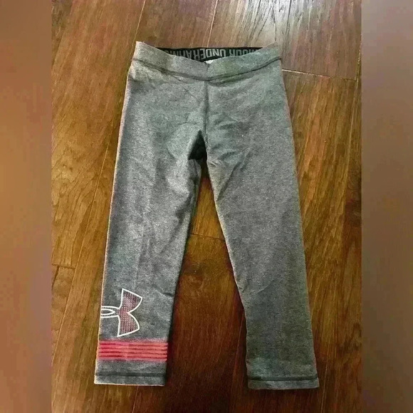 Under Armour Pants - Under Armor Cropped Leggings